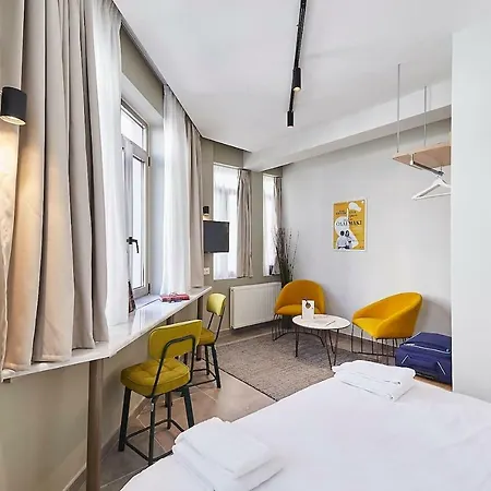 Explore From An Uber-central Studio! Apartment Athens