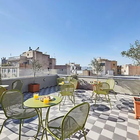 Explore From An Uber-central Studio! Apartment *